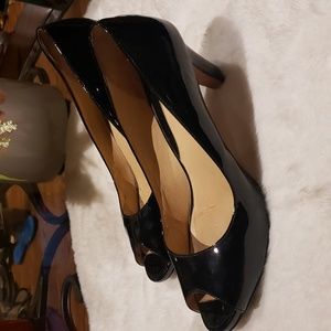 Cole Haan 8.5 sandals heels 3 1/4 black patent leather